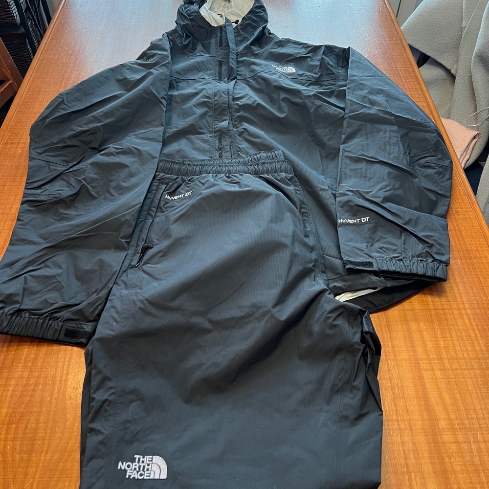 The North Face Outerwear Jacket and Pants